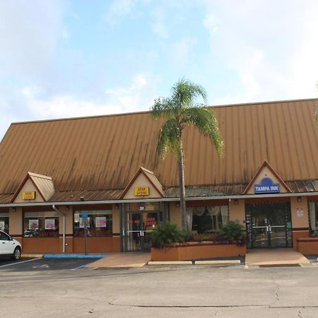 Tampa Inn Near Busch Gardens Exterior photo